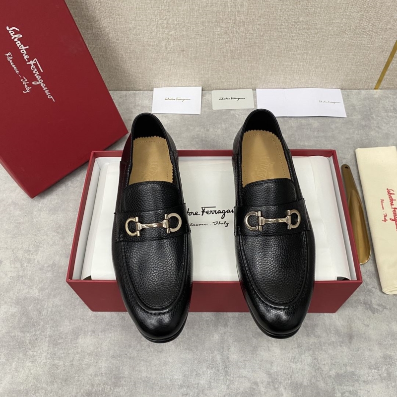 F**di leather shoes